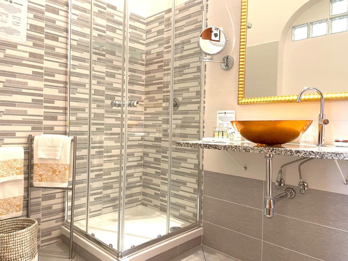R&B Sterlizia Hotell Finale Ligure Exteriör bild