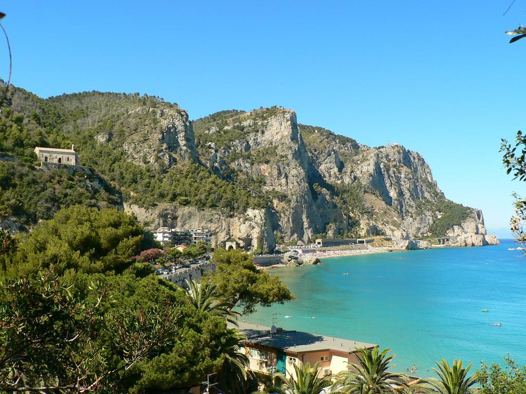 R&B Sterlizia Hotell Finale Ligure Exteriör bild